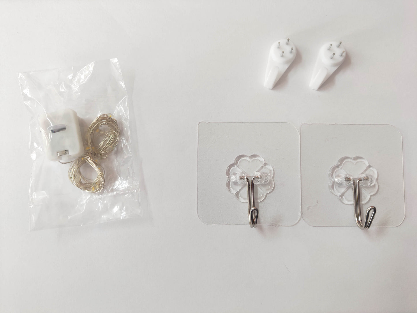 Etajera suspendata, aurie cu luminite Led, 38*26*11 cm, D58