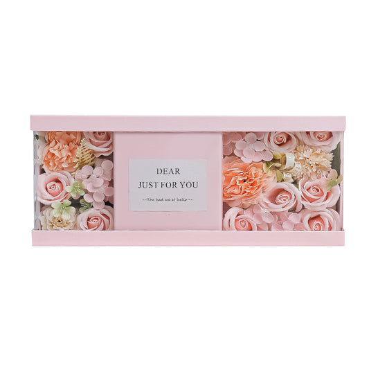 Aranjament floral elegant, flori de sapun, D4058, Roz