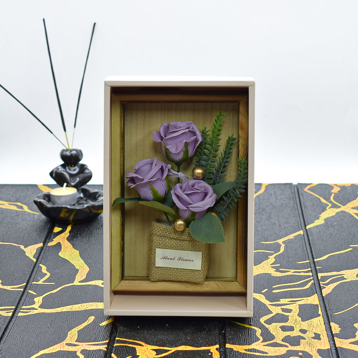 Aranjament floral elegant, flori de sapun, D4075, Mov