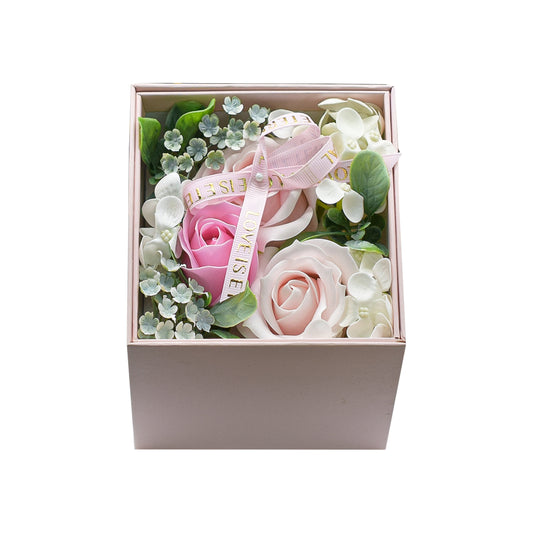 Aranjament floral elegant, flori de sapun, D4080, Roz