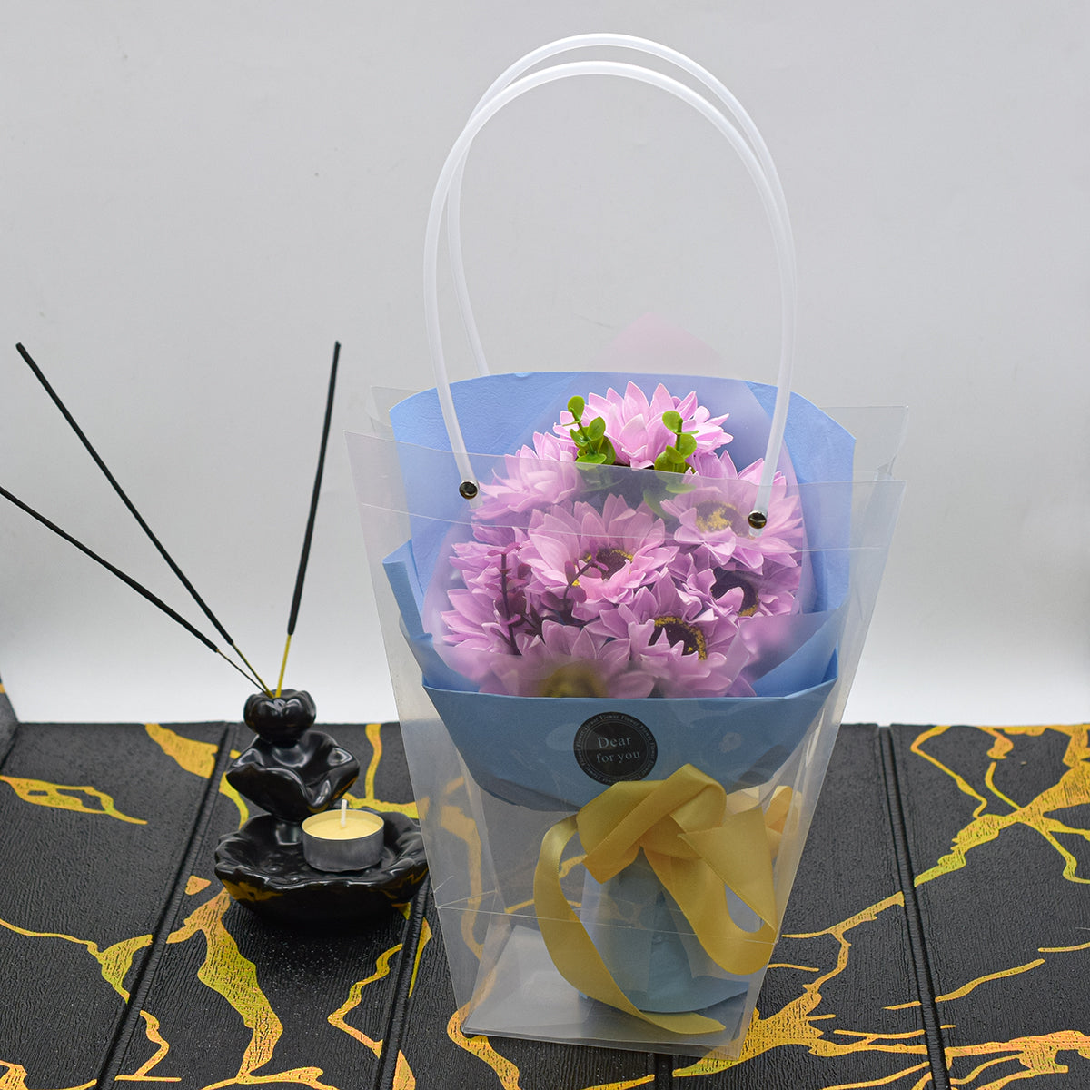 Aranjament floral elegant, flori de sapun, D4088, Roz