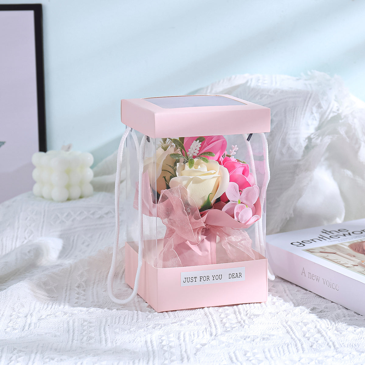 Aranjament floral elegant, flori de sapun, D4096, RozPal