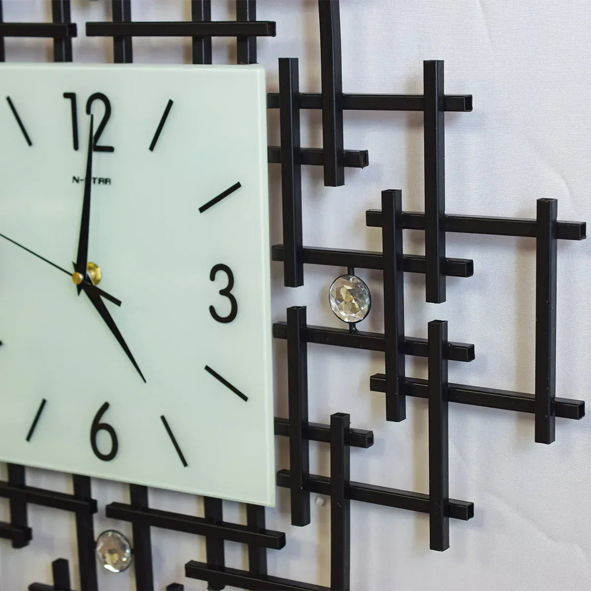 Ceas de perete, stil elegant, Metal, mecanism Silentios, D4178, 60 cm, Negru - 221.ro