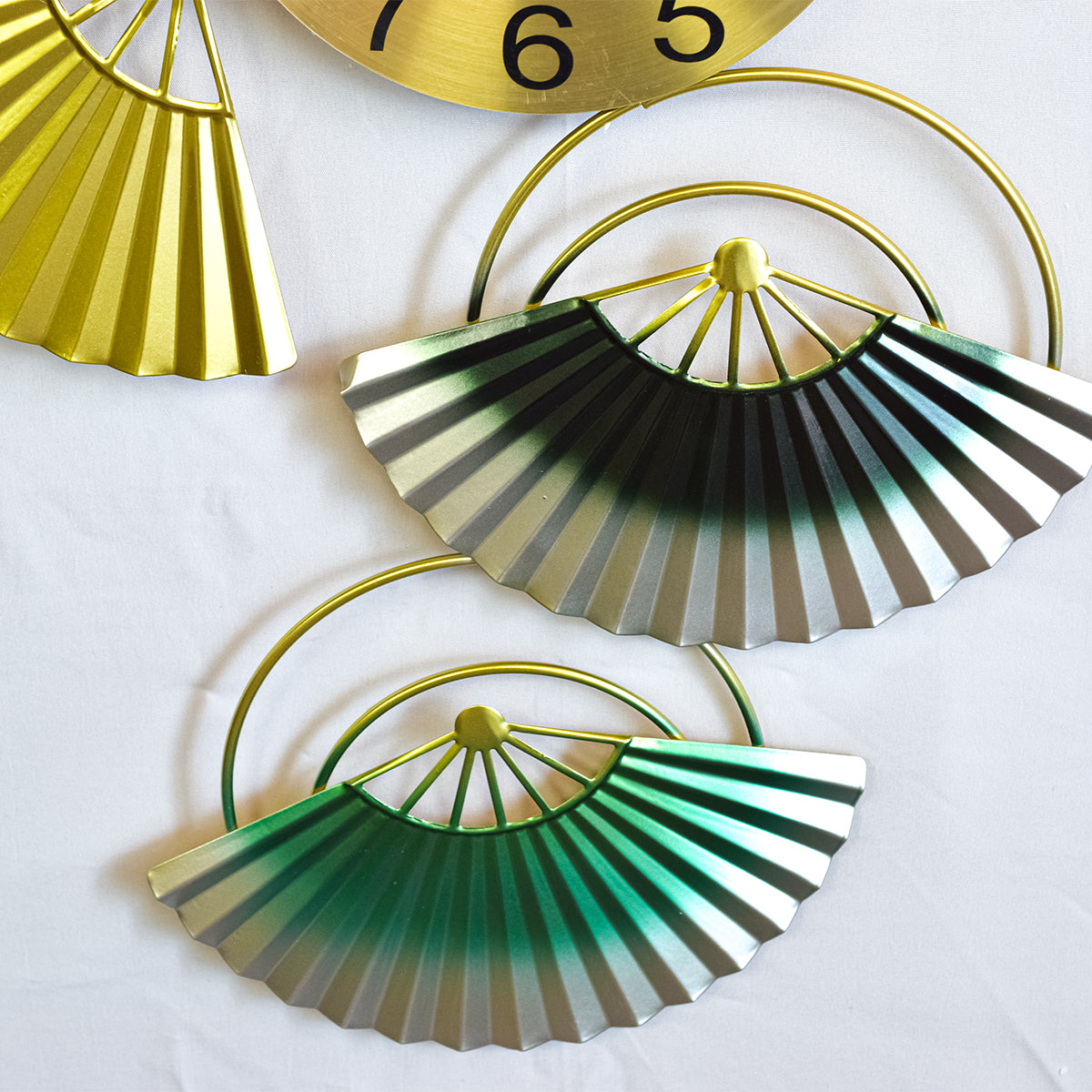 Ceas de perete, stil elegant, Metal, mecanism Silentios, D4183, 100*50 cm, Multicolor - 221.ro