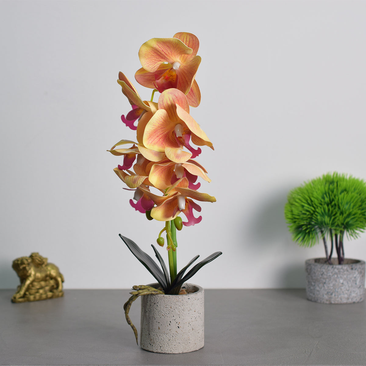 Orhidee cu aspect natural in ghiveci ceramic, 36 cm, Naimeed D4850, Portocaliu