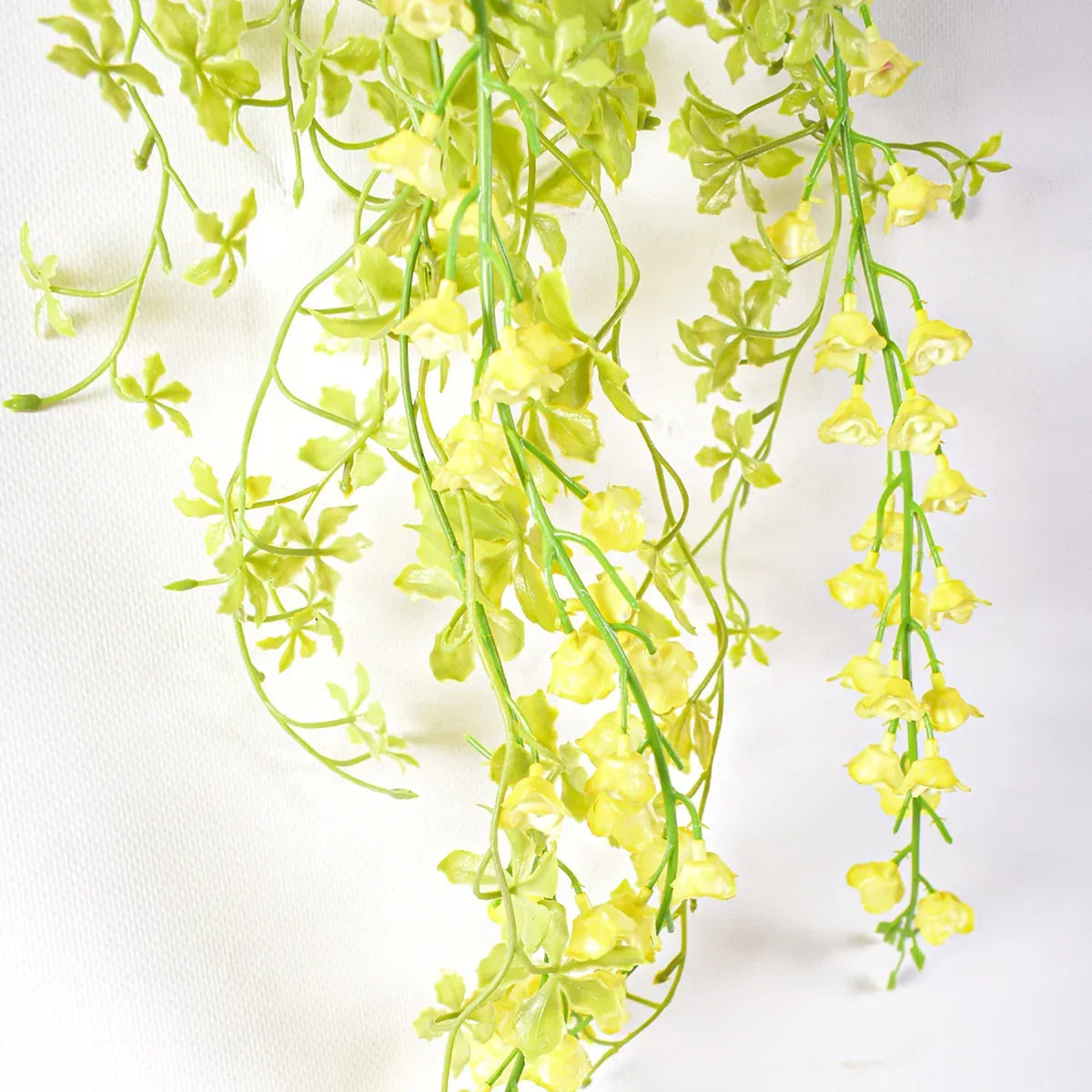 Planta artificiala curgatoare, inaltime 95cm, Naimeed D4863, Galben - 221.ro