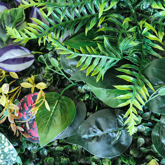 Panou verde din plante artificiale, cu frunze rosii, Naimeed D4981