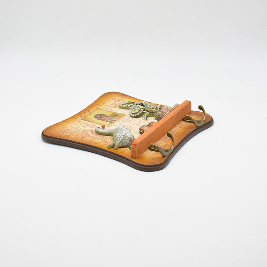 Cuier decorativ D54, 19x19 cm, m1