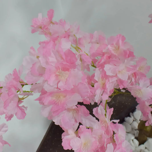 Copac decorativ cu flori artificiale, fara ghiveci, Naimeed D5617, 120x85 cm, Roz - 221.ro