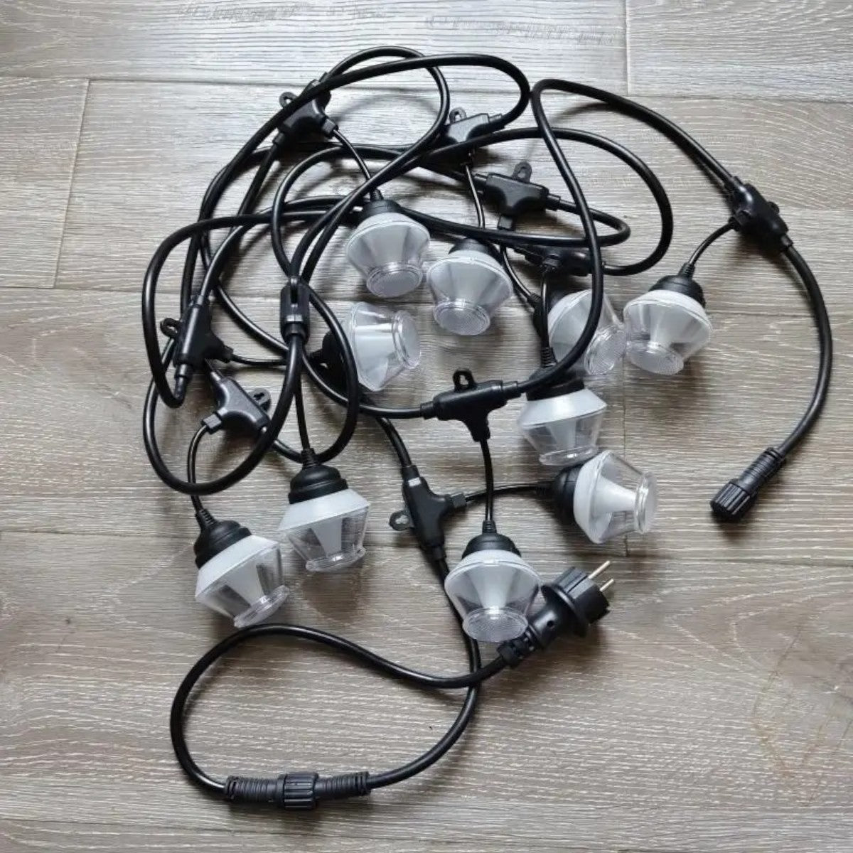 Ghirlanda luminoasa, decorativa, interconectabila, Naimeed D6090, 5m, 10 Becuri LED, Lumina Multicolor