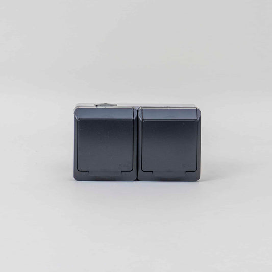 Priza dubla cu capac negru HERMES, 16A/250, IP44 / ELPL-0325-07