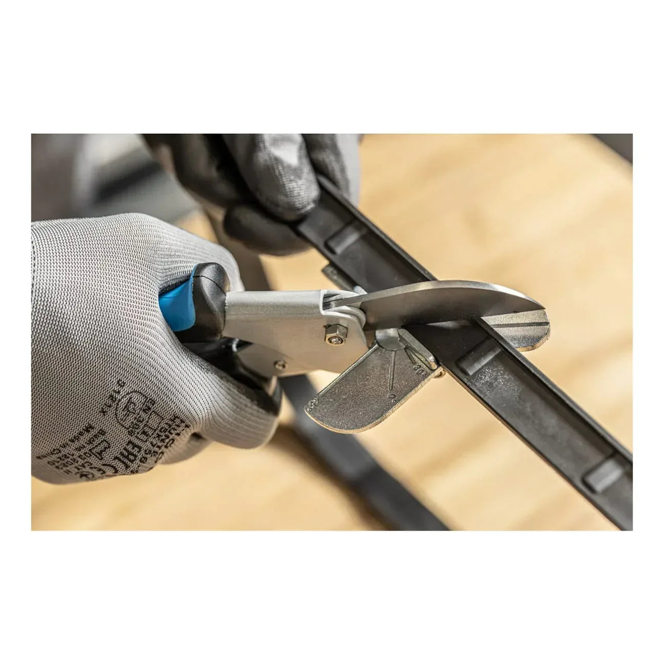 Foarfece de profil cu raportor HOGERT / HT3B514 - 221.ro