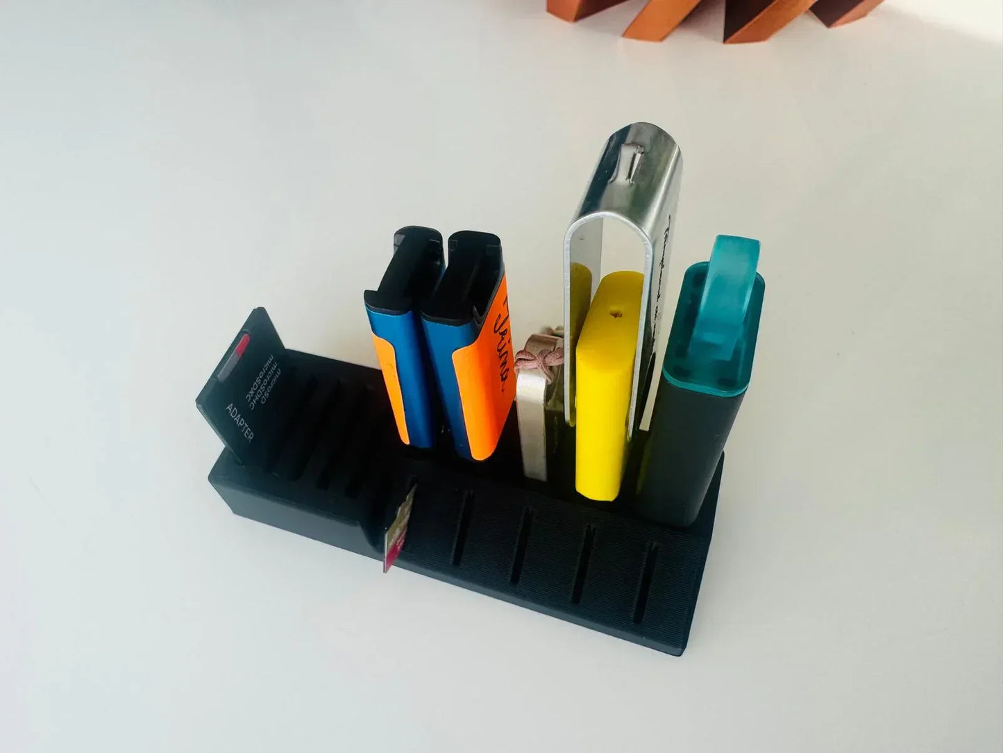 Organizator USB și Carduri de Memorie - 5 Sloturi USB + 10 Sloturi SD/MicroSD - 221.ro