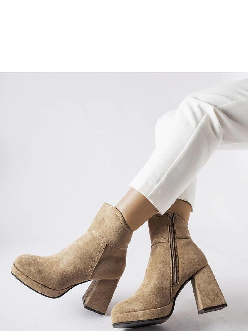 Botine cu toc Solea, Model 205870, Bej - material Zam din piele ecologică Înălţimea tocului 9 cm