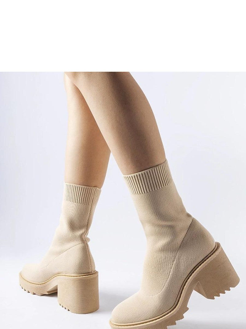 Botine cu toc Solea, Model 206510, Bej - material pânză Înălţimea tocului 7 cm