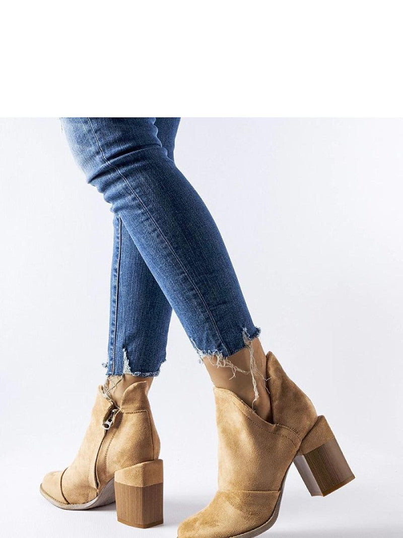 Botine cu toc Solea, Model 206573, Bej - material Zam din piele ecologică Înălţimea tocului 8 cm