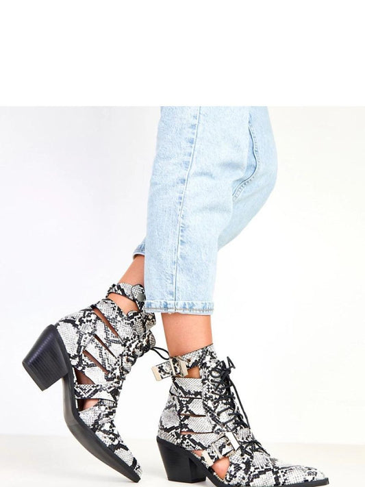 Botine cu toc Solea, Model 217931, Negru - material imitație de piele Footbed pânză Înălţimea carâmbului 14 cm Înălţimea tocului 7.5 cm