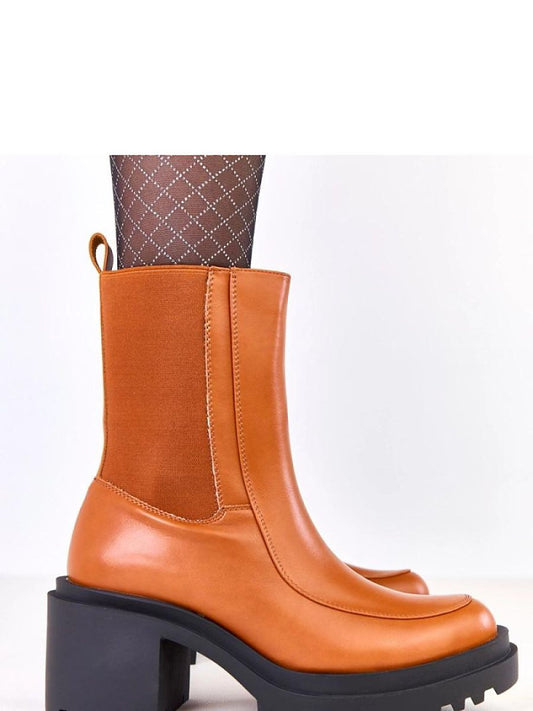 Botine cu toc Solea, Model 219416, Maro - material imitație de piele Footbed plastic Înălţimea carâmbului 18 cm Înălţimea tocului 7.5 cm