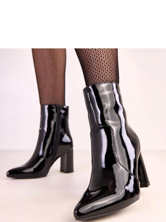 Botine cu toc Solea, Model 220251, Negru - material imitație de piele Footbed pânză Înălţimea carâmbului 13.5 cm Înălţimea tocului 8 cm