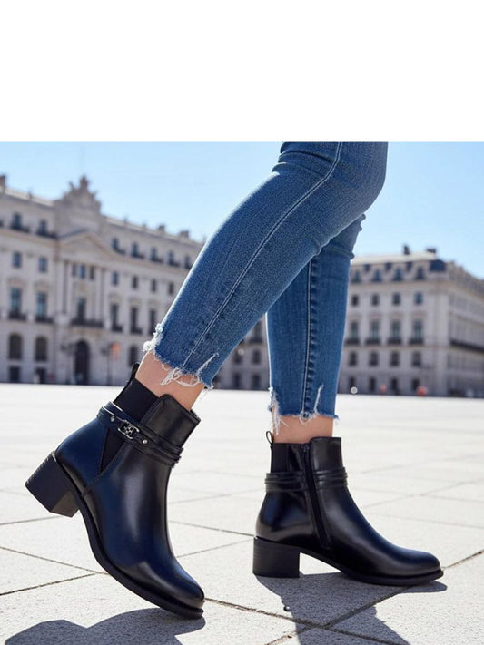 Botine cu toc Solea, Model 222370, Negru - material imitație de piele Footbed pânză Înălţimea carâmbului 12.5 cm Înălţimea tocului 4.5 cm