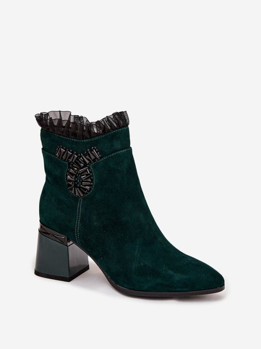 Botine cu toc Step in style, Model 220504, Verde - material piele naturală de căprioară Căptușeală pătură de pantofi Footbed pătură de pantofi Înălţimea carâmbului 12 cm Înălţimea tocului 7 cm