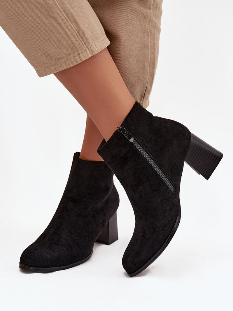 Botine cu toc Step in style, Model 220711, Negru - material piele artificiala piele Footbed pânză Înălţimea carâmbului 10 cm Înălţimea tocului 6.5 cm