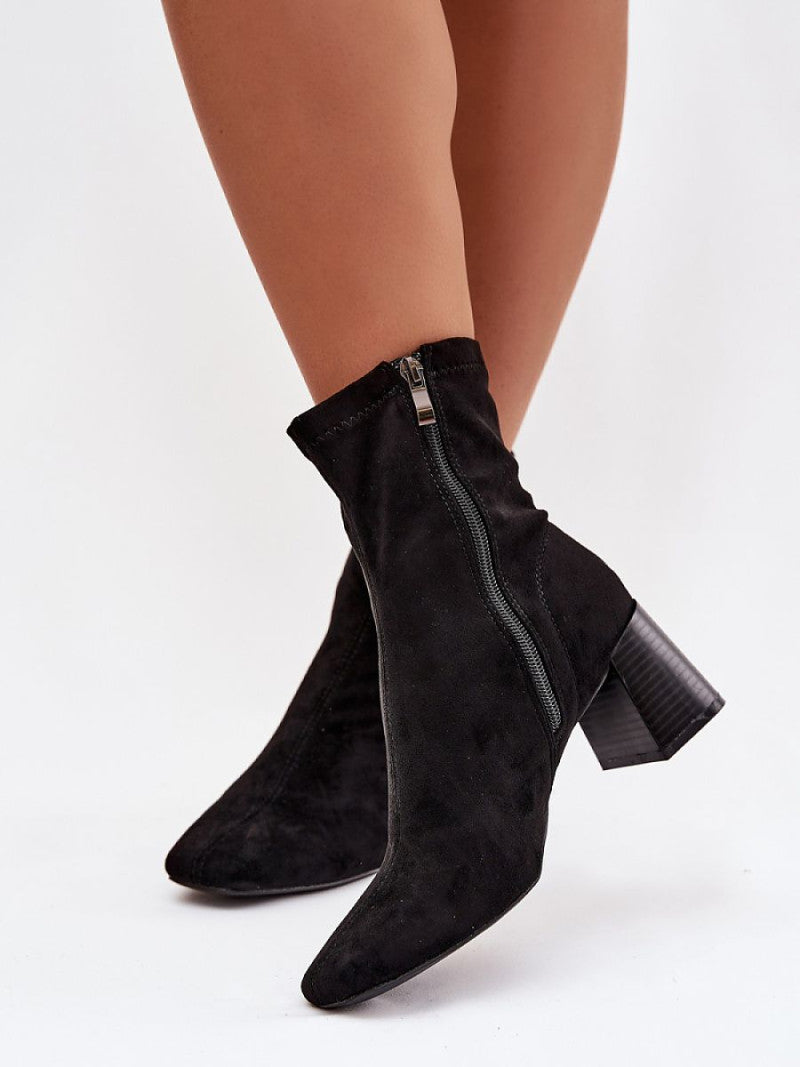 Botine cu toc Step in style, Model 221123, Negru - material piele artificiala piele Footbed imitație de piele Înălţimea carâmbului 16.5 cm Înălţimea tocului 7 cm