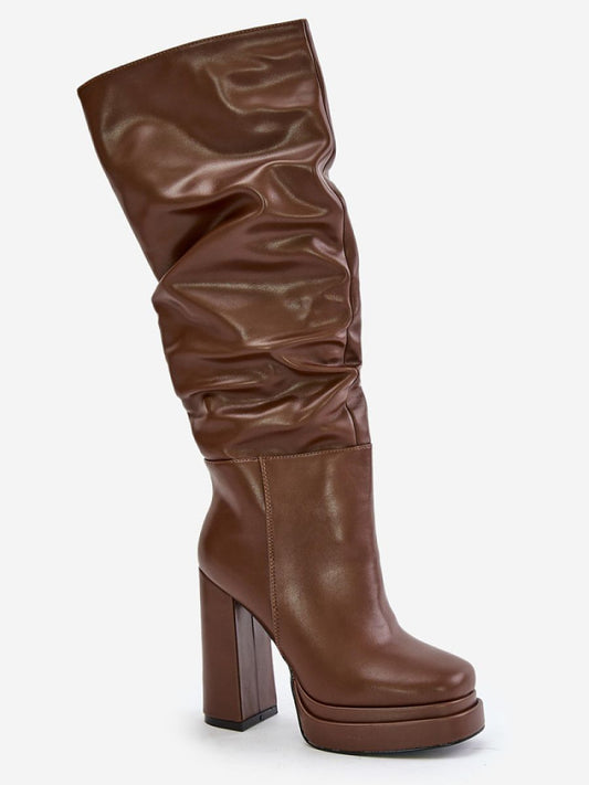 Cizme cu toc Step in style, Model 202730, Maro - material imitație de piele Căptușeală pătură de pantofi Footbed pătură de pantofi Înălţimea carâmbului 42 cm Înălţimea tocului 12.5 cm Înălţimea platformei 3.5 cm