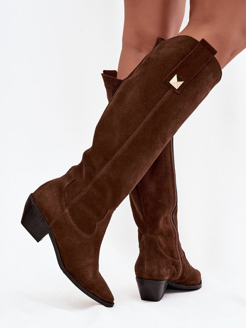 Cizme cu toc Step in style, Model 220208, Maro - material piele naturală de căprioară Căptușeală simțit Footbed simțit Înălţimea carâmbului 42.5 cm Înălţimea tocului 5 cm