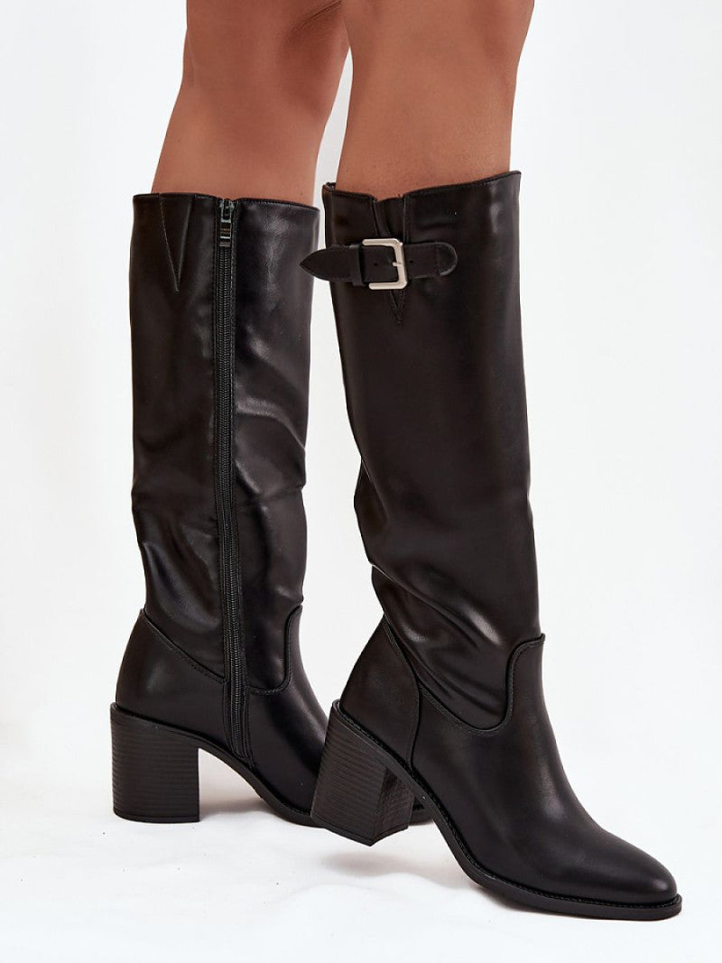 Cizme cu toc Step in style, Model 220722, Negru - material imitație de piele Căptușeală pătură de pantofi Footbed imitație de piele Înălţimea carâmbului 37 cm Înălţimea tocului 8 cm