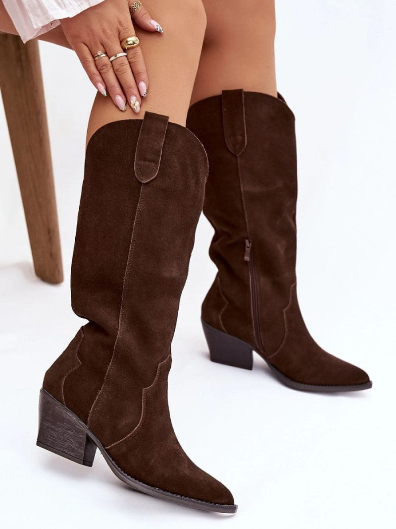 Cizme cu toc Step in style, Model 222727, Maro - material piele naturală de căprioară Căptușeală pătură de pantofi Footbed pătură de pantofi Înălţimea carâmbului 36 cm Înălţimea tocului 6 cm