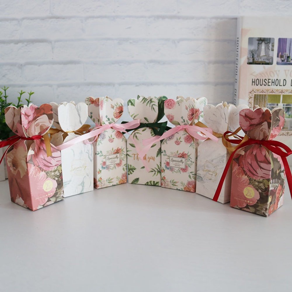 Cutie mică în formă de vază cu fundă satinată - roșu (set 50 buc) 5x5x6.5cm