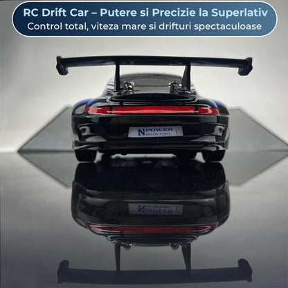 Masina RC cu Telecomanda Timebox, Drift Car 1:24, 4WD, 20km/h, LED-uri, Anvelope Inter-schimbabile, Baterie tip acumulator reincarcabila, Design Sportiv, Jucarie Cadou Ideal pentru Copii si Adulti +7 ani, Gri
