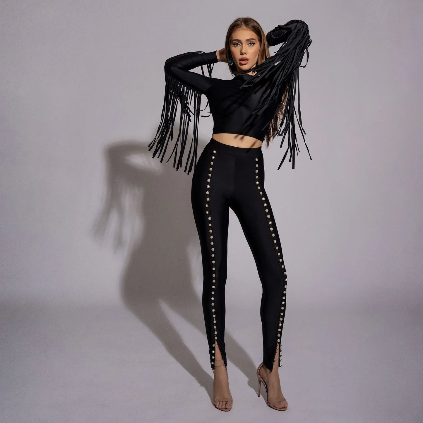 Bluza dama neagra modelatoare cu spate gol si franjuri