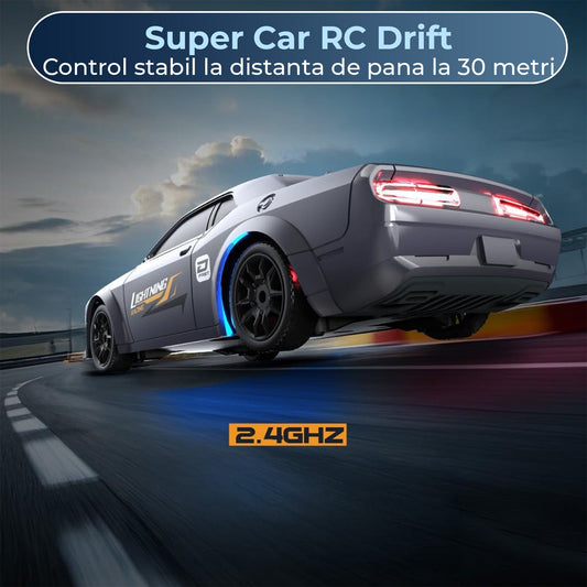 Masina RC Drift 1:43 cu Tractiune Integrala – Masinuta de Curse cu Telecomanda si Control prin Aplicatie, 2,4 GHZ, Efecte Luminoase, Jucarie Interactiva pentru Copii 7+ Ani, Ideala pentru Interior si Exterior, Gri