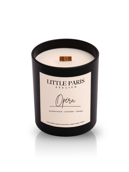 Lumânare parfumată Opéra - Lemn de Guaiac • Lavandă • Ambră