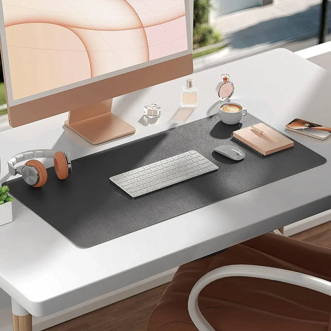 Mousepad gaming XXL cu doua fete din piele pu, impermeabil, pentru protectie birou, Negru/Rosu 90x45 - 221.ro