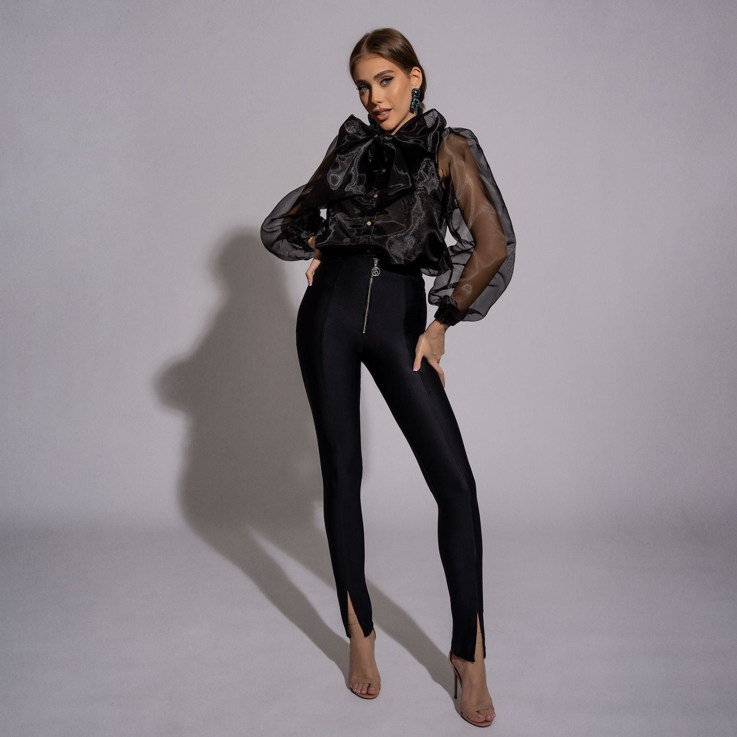 Pantaloni tip pana, eleganti din lycra Endless