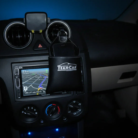 Organizator Auto Multifuncțional din Piele TeamCar – Buzunar Depozitare Grilă Ventilație