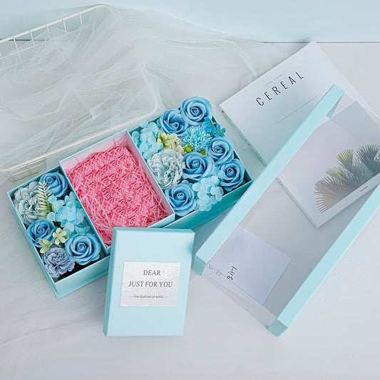 Aranjament floral elegant, flori de sapun, D4058, Blue