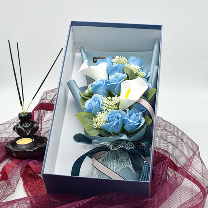 Aranjament floral elegant, flori de sapun, D4061, Blue