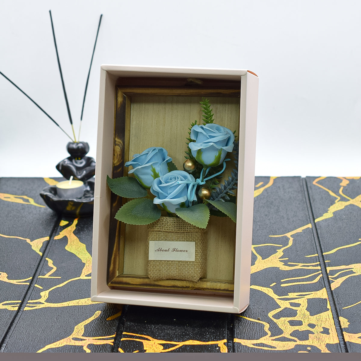 Aranjament floral elegant, flori de sapun, D4075, Blue