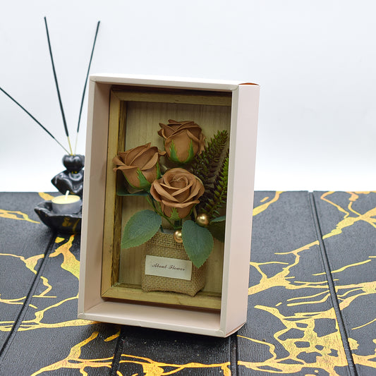 Aranjament floral elegant, flori de sapun, D4075, Crem
