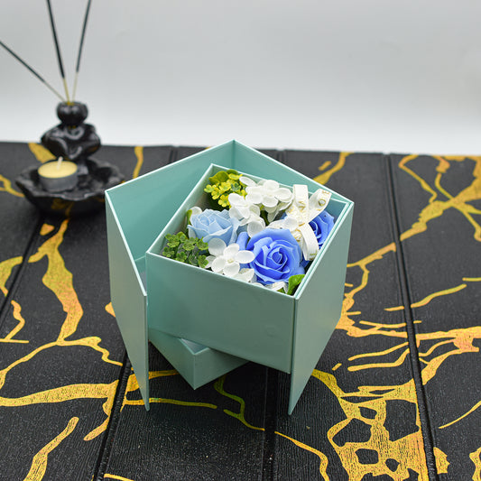 Aranjament floral elegant, flori de sapun, D4080, Blue