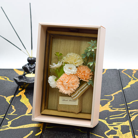 Aranjament floral elegant, flori de sapun, D4085, Crem