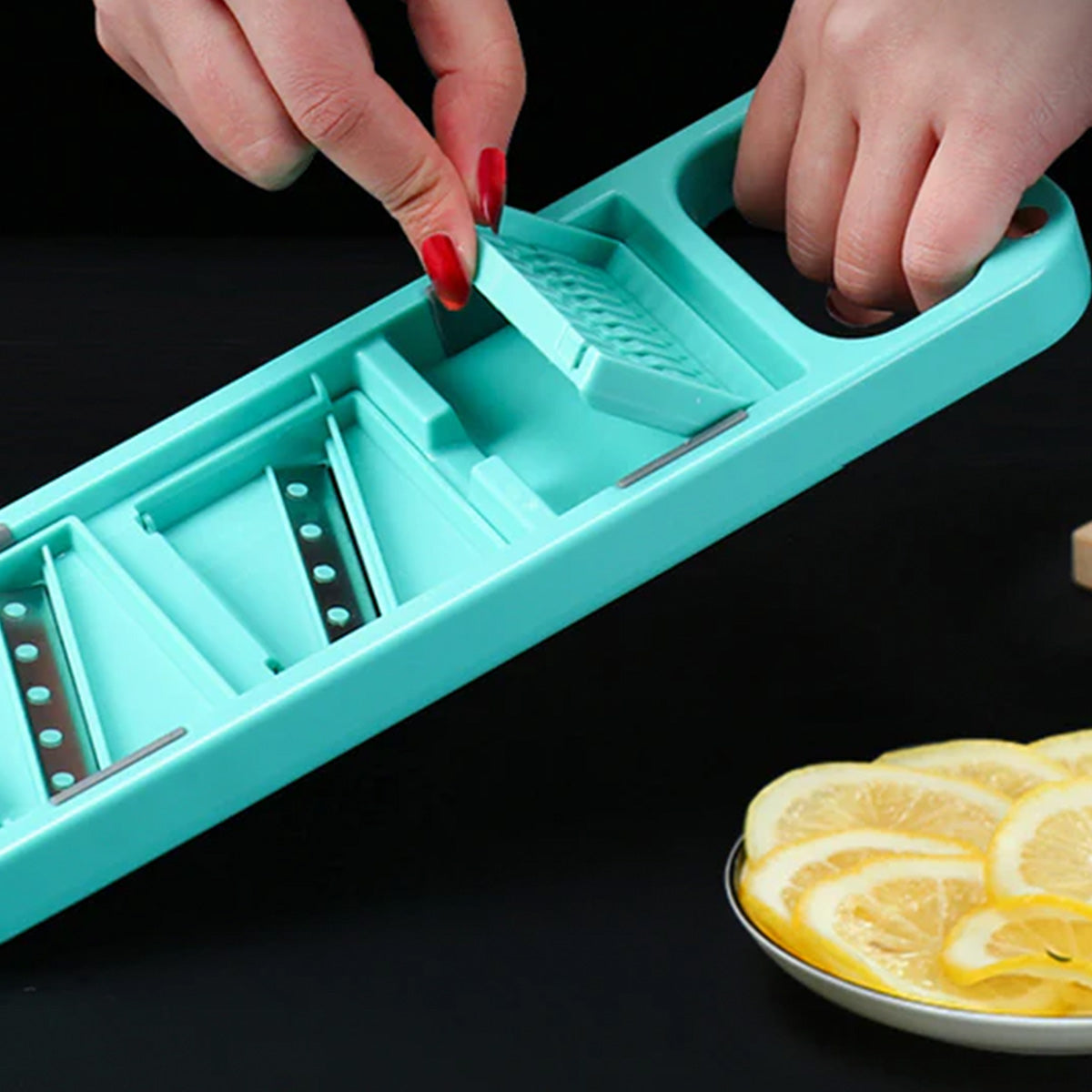 Pachet Promo : Tocator electric Sokany SK-7020 + Razatoare multifunctionala, Naimeed D5130