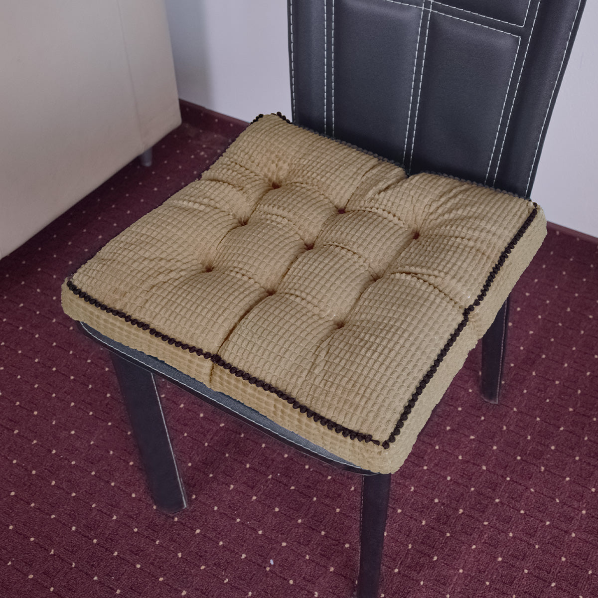 Perna scaun, Naimeed D5255, Maro