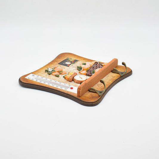 Cuier decorativ cu termometru D54, 19x19  cm, m3