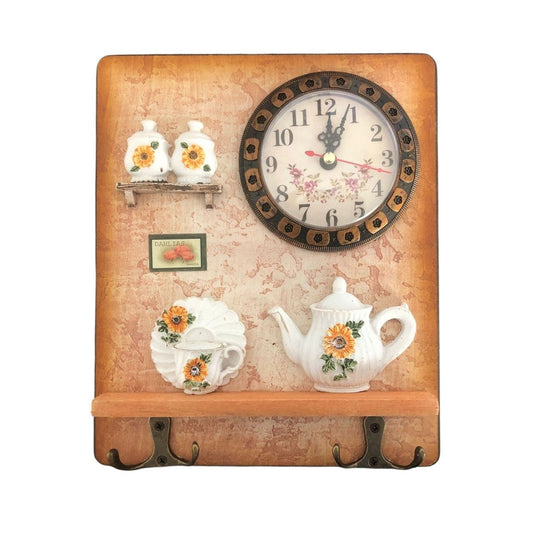 Cuier decorativ cu 2 carlige duble, Naimeed D58-6, 18x21.5x0.8 cm, Maro