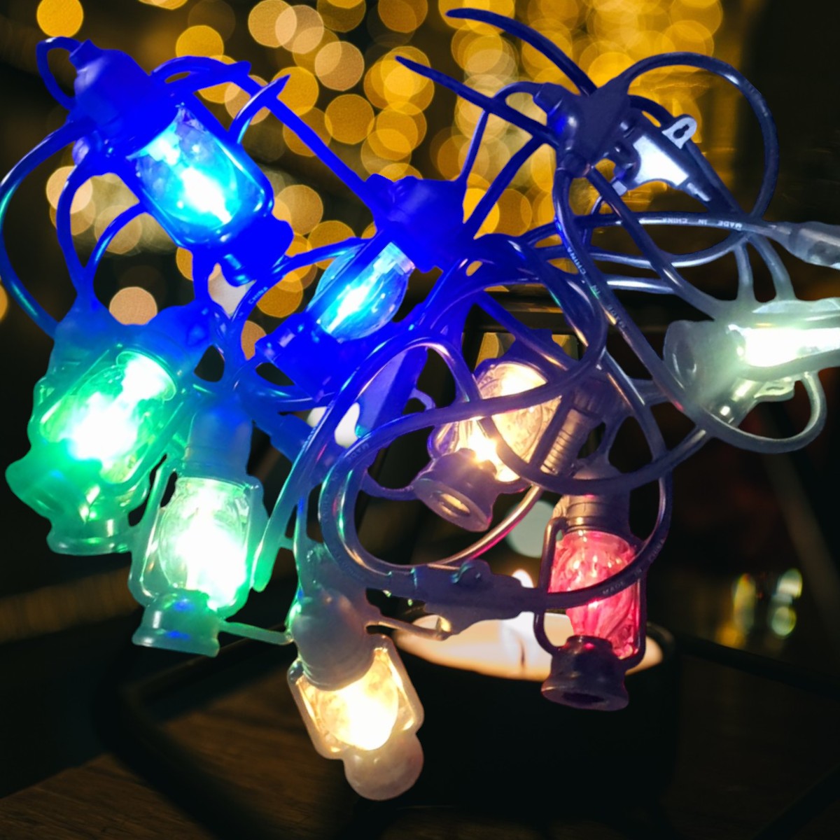 Ghirlanda luminoasa, decorativa, interconectabila, Naimeed D6114, 5m, 10 Becuri LED, Lumina Multicolor